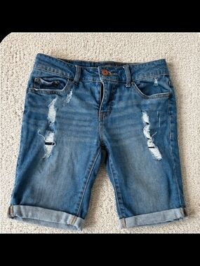 Faded Glory Distressed Blue Denim Jean Shorts